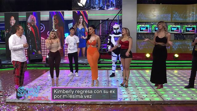 'Ludivinita' ventila intimidades de César Lozano Jr