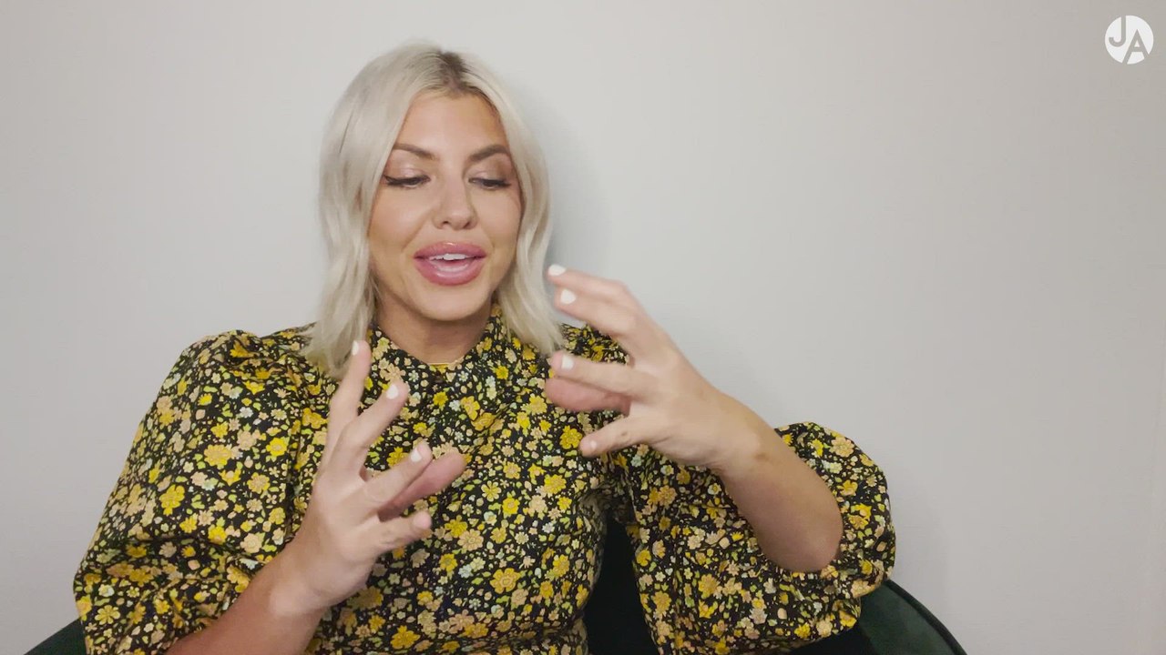 This Teacher-Turned-Entrepreneur Started Tutoring Kids in Parks and Churches. Today She Runs an Education Company with Nearly One Million Followers