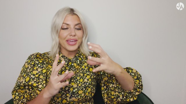 This Teacher-Turned-Entrepreneur Started Tutoring Kids in Parks and Churches. Today She Runs an Education Company with Nearly One Million Followers