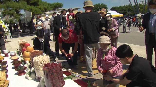 3년 만에 열린 합동경모대회... 이북 고향 소식 그리워 / YTN