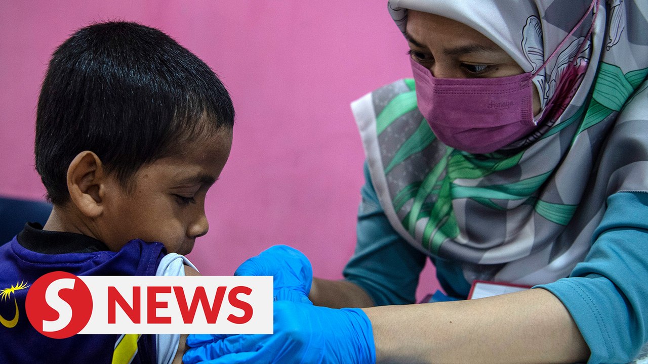 Orphans receive flu shots sponsored by the Coun...