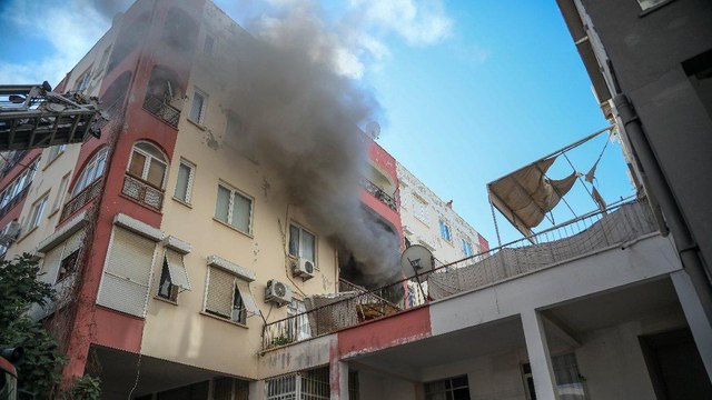 7 yaşındaki Yusuf, çakmakla oynarken evi yaktı