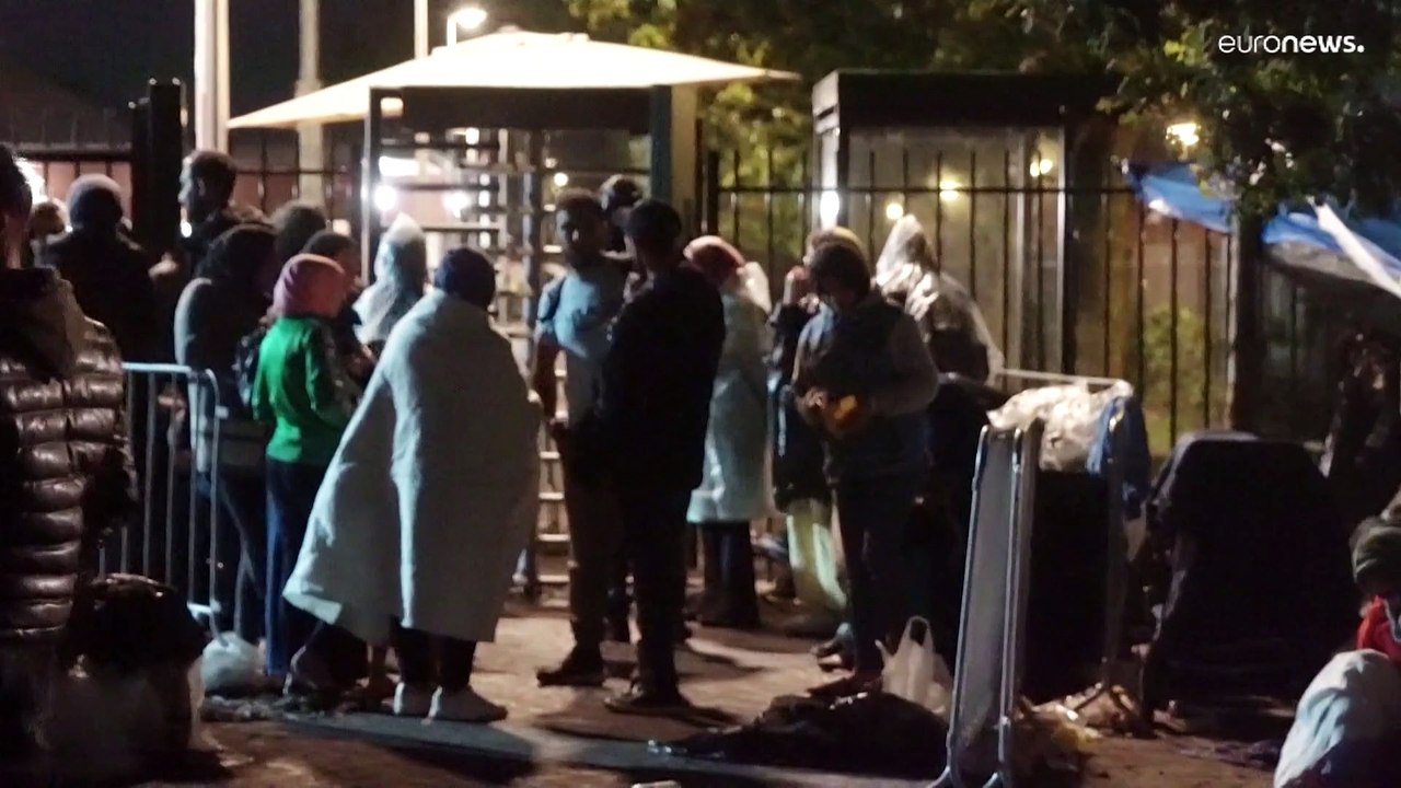 In den Niederlanden fehlen 13.000 Asylunterkünfte