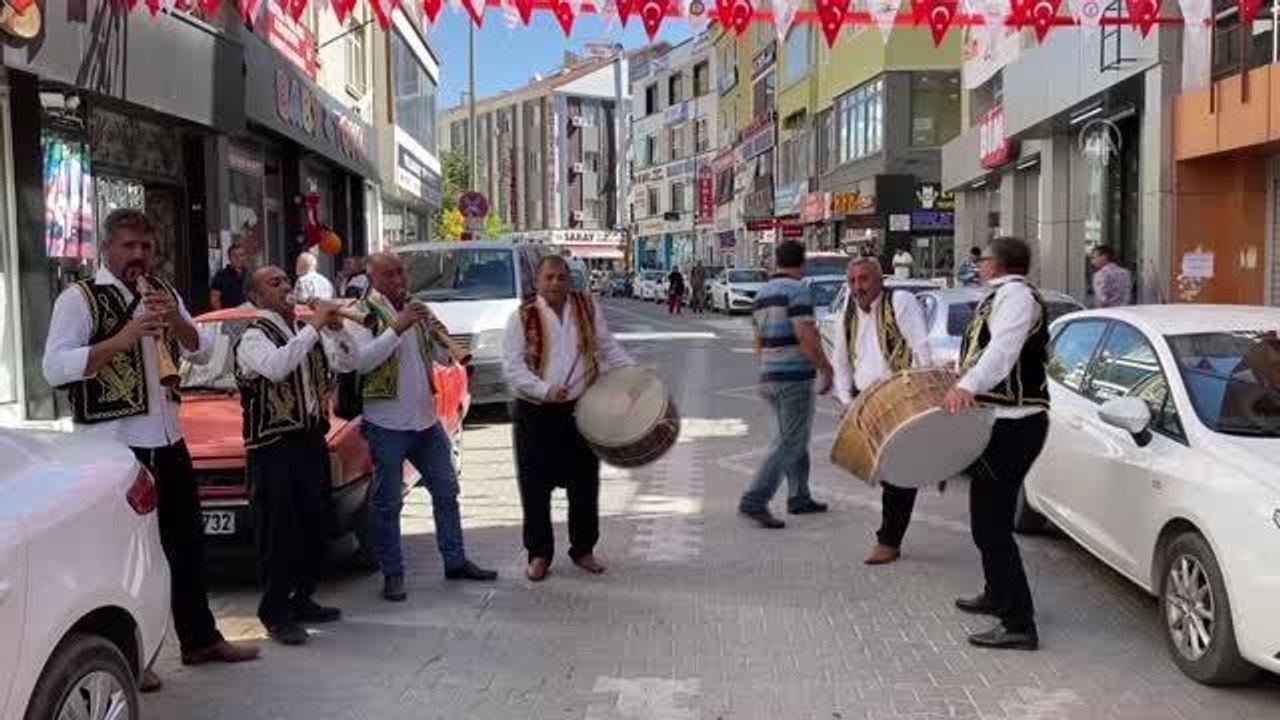 35. Ahilik Haftası kutlamalarına esnaf davul zurna ile davet edildi