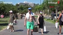 Antalya’da sahiller, yabancı turistlere kaldı