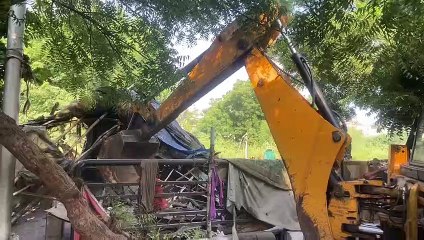 तीन करोड़ रुपए की सरकारी भूमि से हटाया अतिक्रमण