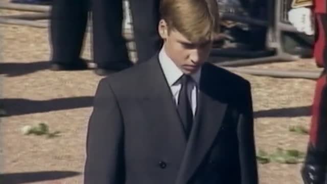 Guillermo, primero en la sucesión al trono y el miembro mejor valorado de la casa real británica