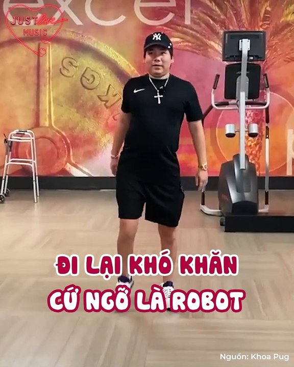 Khoa Pug lần đầu di chuyển với 'đôi chân 1m75', tự nhận thấy 'rảnh' khi kéo chân | Điện Ảnh Net