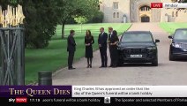 Regardez le prince William, héritier de la couronne, et son frère Harry, ainsi que leurs épouses respectives Kate et Meghan ensemble devant le château de Windsor