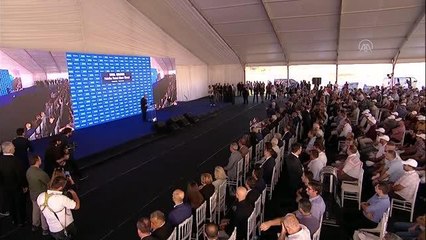 Bakan Varank: "Ecdadımızın kurduğu bütün devletlere sahip çıkarsak ancak ileriye gidebiliriz"