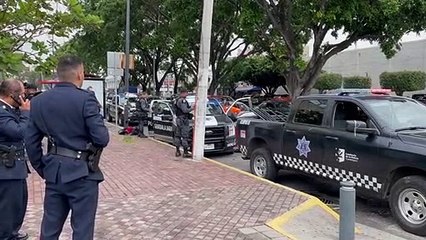 Un oficial herido, fue el saldo de un choque entre dos unidades de la policía de Guadalajara