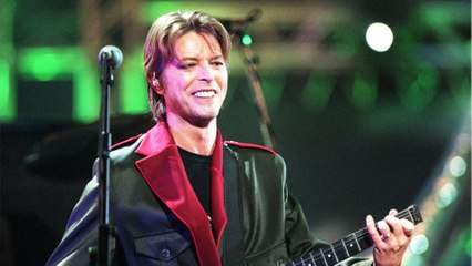 VOICI - La fille de David Bowie dévoile une très rare vidéo d’enfance