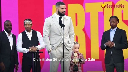 Drake lässt sich ein Tattoo im Gesicht stechen