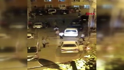 ESENYURT'TA YASAK AŞK İDDİASI SATIRLI SİLAHLI KAVGA ÇIKARDI