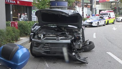 SUV가 버스 정류장·승용차 덮쳐...일가족 등 11명 부상 / YTN