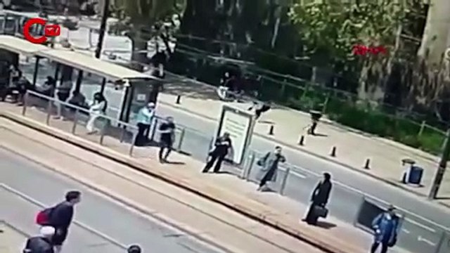 Dövizcide '20 milyon liralık' vurgun Sırt çantası ele verdi