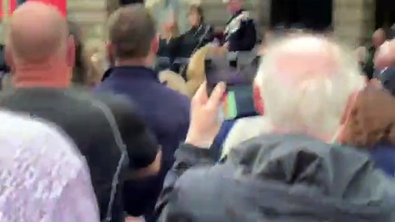 Three cheers for new King