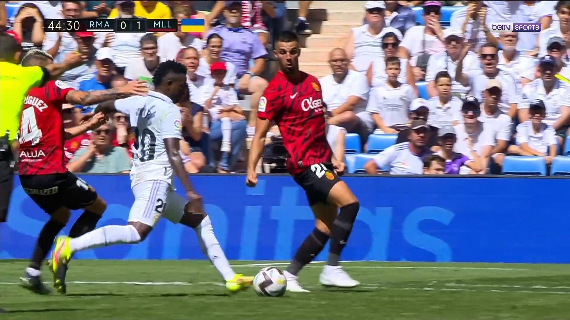 Résumé - Liga : Trois bijoux de Valverde, Vinicius et Rodrygo permettent au Real de rester invaincu !