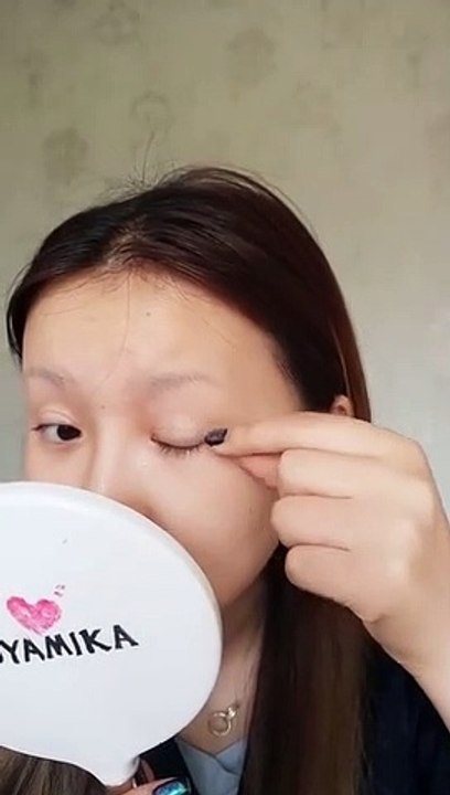 Elle se maquille afin de ressembler à la Joconde, le résultat est dingue