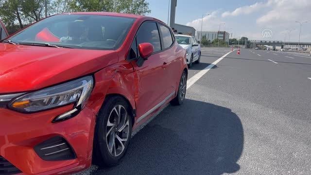 İki otomobilin çarpışması sonucu 2 kişi yaralandı