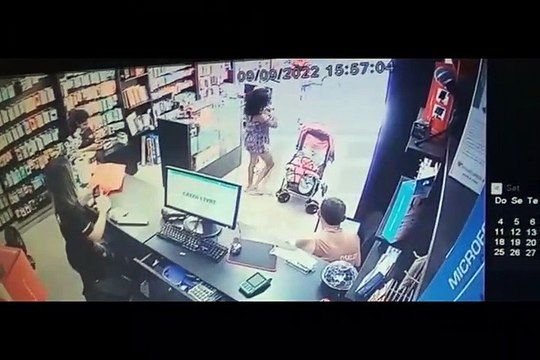 Mulher com depressão pós-parto leva bebê da amiga e mãe faz apelo: Por favor, me ajudem a achar minha filha