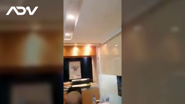 Depositantes en Beirut toman un banco para exigir sus ahorros bloqueados por la crisis económica