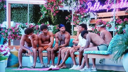 Zeta and Timmy share big news with the islanders!  S4 E25 #loveislandusa #zimmy