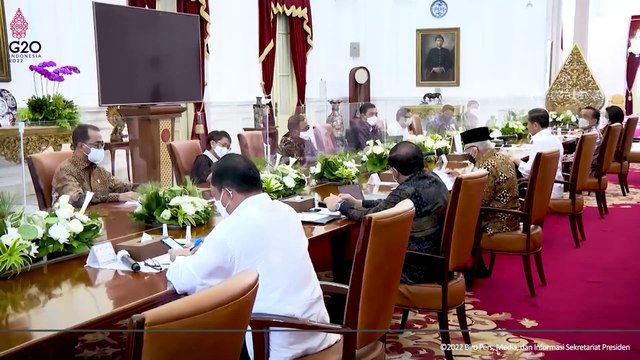 Pengantar Presiden Jokowi Pada Ratas Mengenai Kebijakan Visa on Arrival