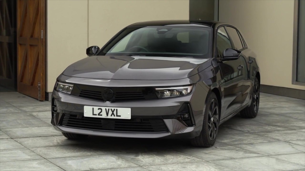 AllNew Astra GS Line 1.2T 130PS Auto Design in Vulcan Grey video