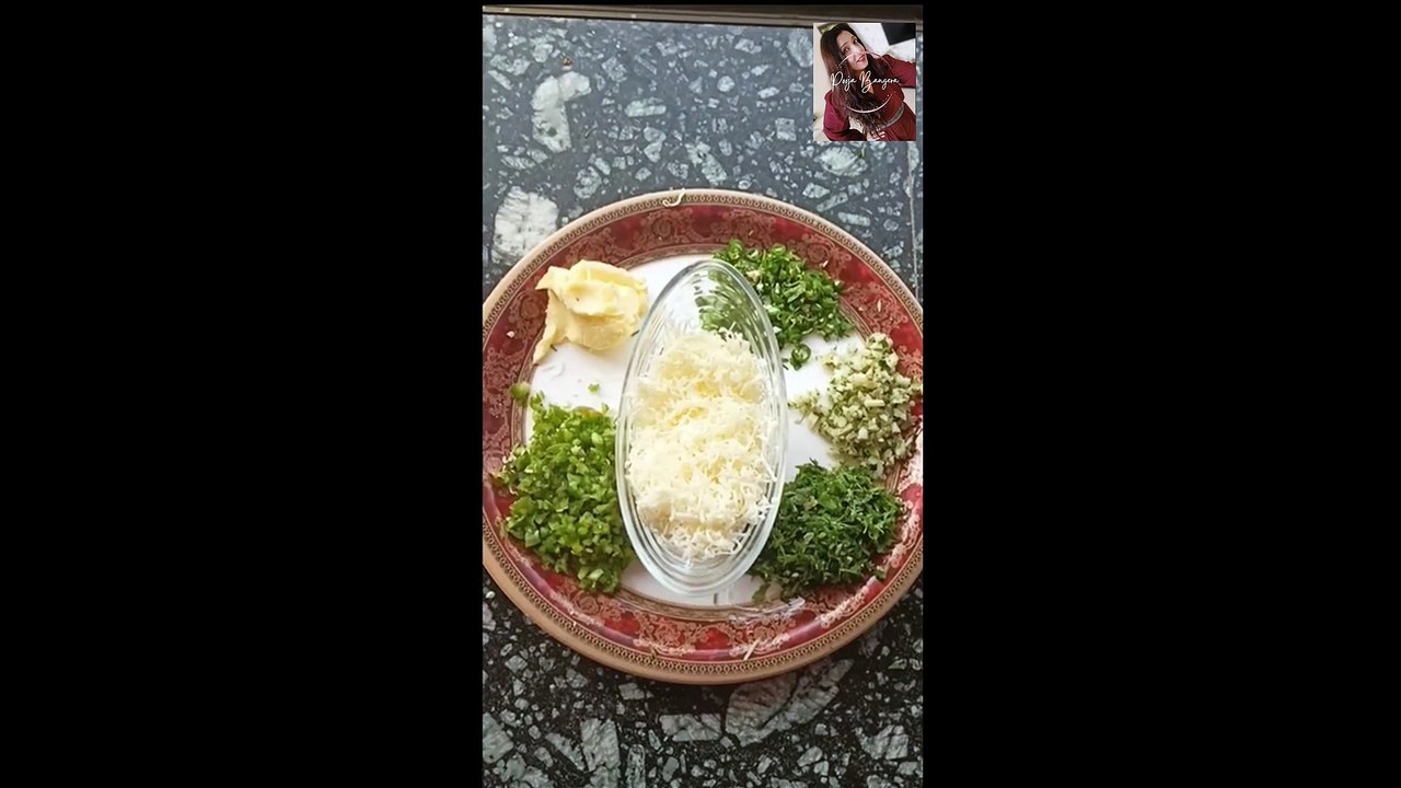 Tasty Cheese Chilli Toast in Minutes | #PoojaBangera | Pooja Bangera | #PoojaNMomsKitchen | Pooja N Moms Kitchen