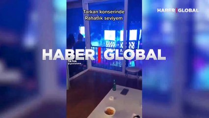 Tarkan konserini inanılmaz bir rahatlıkla izleyen aile gündem oldu