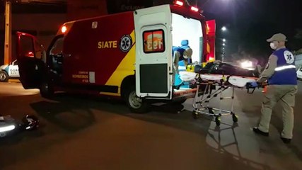 Colisão entre carro e moto deixa entregador delivery ferido no centro