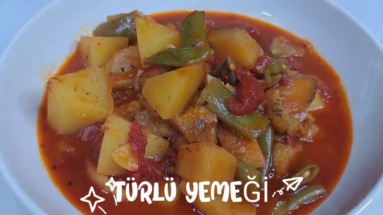 TÜRLÜ YEMEĞİ TARİFİ - PRATİK SEBZELİ TÜRLÜ NASIL YAPILIR