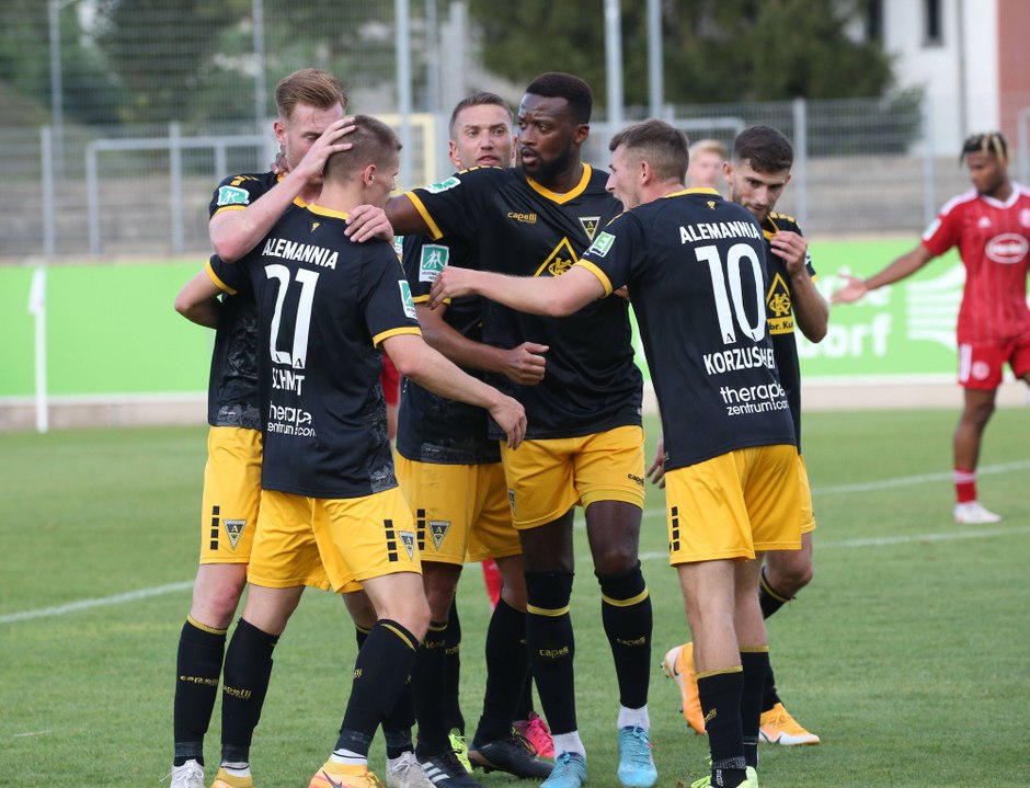 3:2 gegen Wiedenbrück: Aachen arbeitet sich in die Spitzengruppe vor