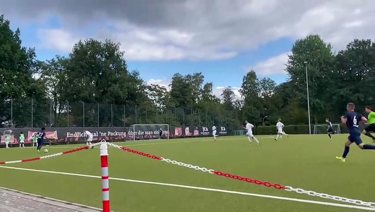 Dieser glasklare Strafstoß wurde Eintracht Lokstedt verwehrt!