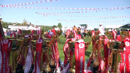 Bursa İnegöl’de 367 pehlivan kıran kırana güreşti