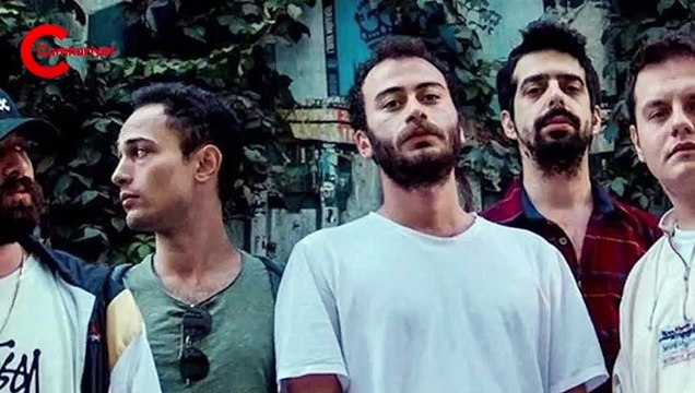 Yüzyüzeyken Konuşuruz grubunun solisti Kaan Boşnak hakkında şiddet iddiası: 'Hem aldatılıyor hem şiddete uğruyorum'