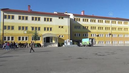 Son dakika haberleri... Geçirdiği kazadan 3,5 ay sonra hayatını kaybeden öğretmene okulunda hüzünlü veda