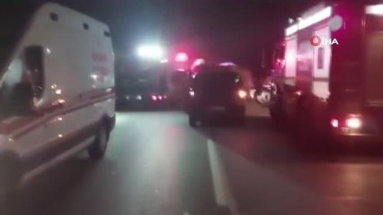 Son Dakika | D-100'de minibüs traktöre çarptı: 2 yaralı