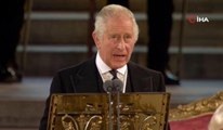 İngiltere Kralı III. Charles, Parlamento Binası'nda taziyeleri kabul etti