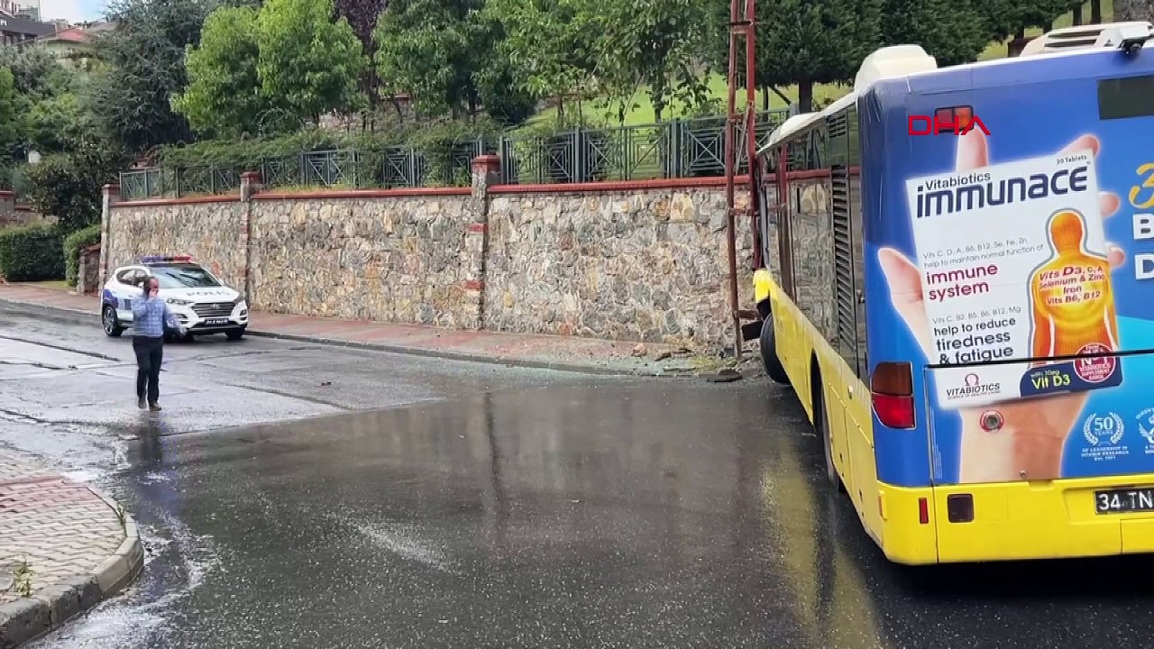 Yokuş aşağı inen İETT otobüsü duvara çarptı