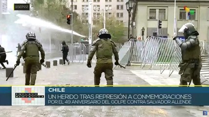 Скачать видео: Enclave Mediática 12-09: Chile conmemora 11/09 bajo protesta y represión