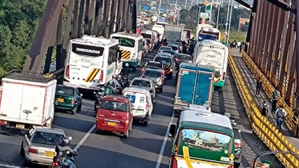 Con monumental trancón avanza plan piloto para descongestionar la calle 80