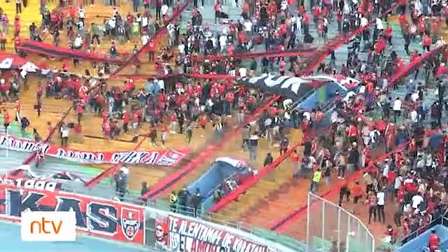 Bochornoso: Agreden y gasifican a jugadores de The Strongest en el estadio Capriles