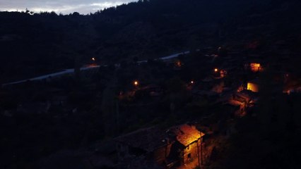 Yasaklı Köy  Fragman