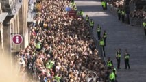 Edimburgo, lunga fila per la veglia per la regina a St Giles