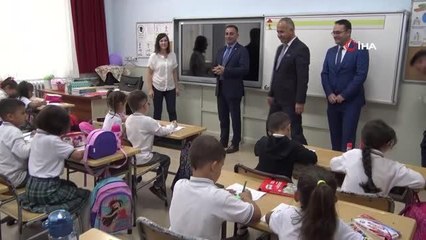 Çanakkale yerel haberi | Birinci sınıf öğrencilerine Biga Belediyesi'nden hediye