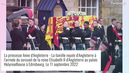 Mort d'Elizabeth II : ses quatre enfants unis derrière son cercueil, pour une procession déchirante