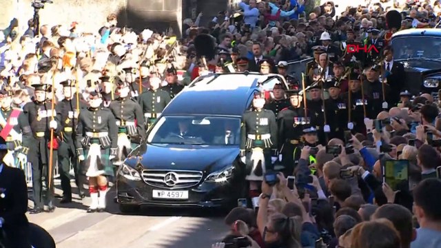 Kraliçe II. Elizabeth'in tabutu St. Giles Katedrali'nde