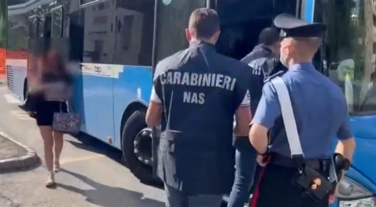 Mascherine obbligatorie fino al 30 settembre, controlli dei Nas su bus, metro e treni (12.09.22)